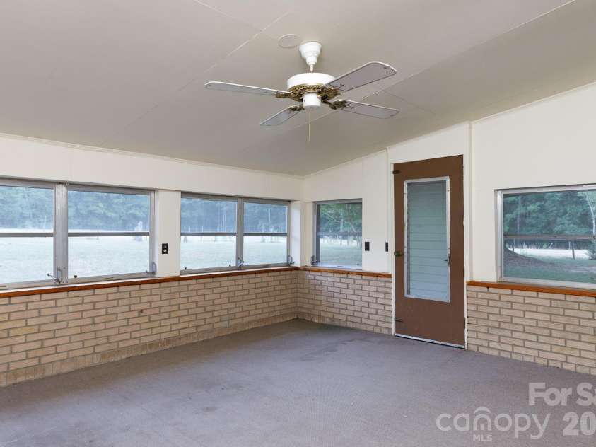 410 Ole Simpson Place, Catawba, SC 29704.  MLS# CAR4405221, YatesRealty ID 38680. 