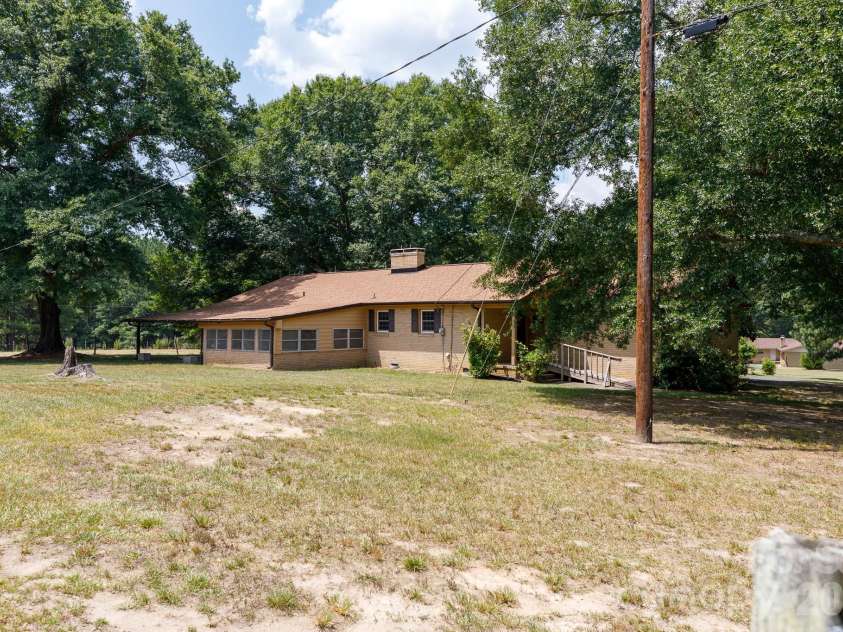 410 Ole Simpson Place, Catawba, SC 29704.  MLS# CAR4405221, YatesRealty ID 38680. 