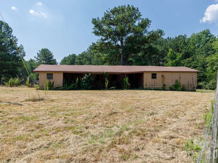 410 Ole Simpson Place, Catawba, SC 29704.  MLS# CAR4405221, YatesRealty ID 38680. 
