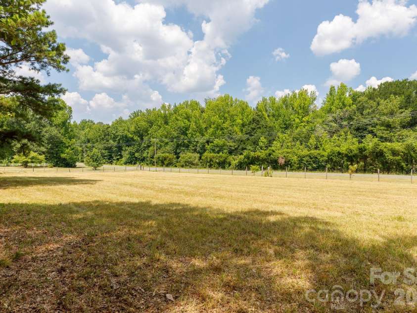410 Ole Simpson Place, Catawba, SC 29704.  MLS# CAR4405221, YatesRealty ID 38680. 