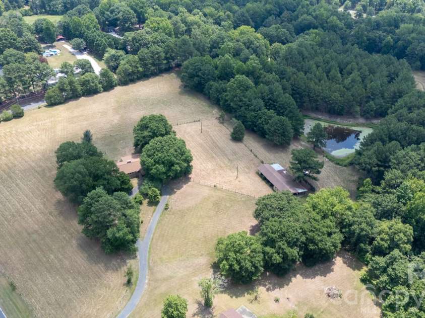 410 Ole Simpson Place, Catawba, SC 29704.  MLS# CAR4405221, YatesRealty ID 38680. 