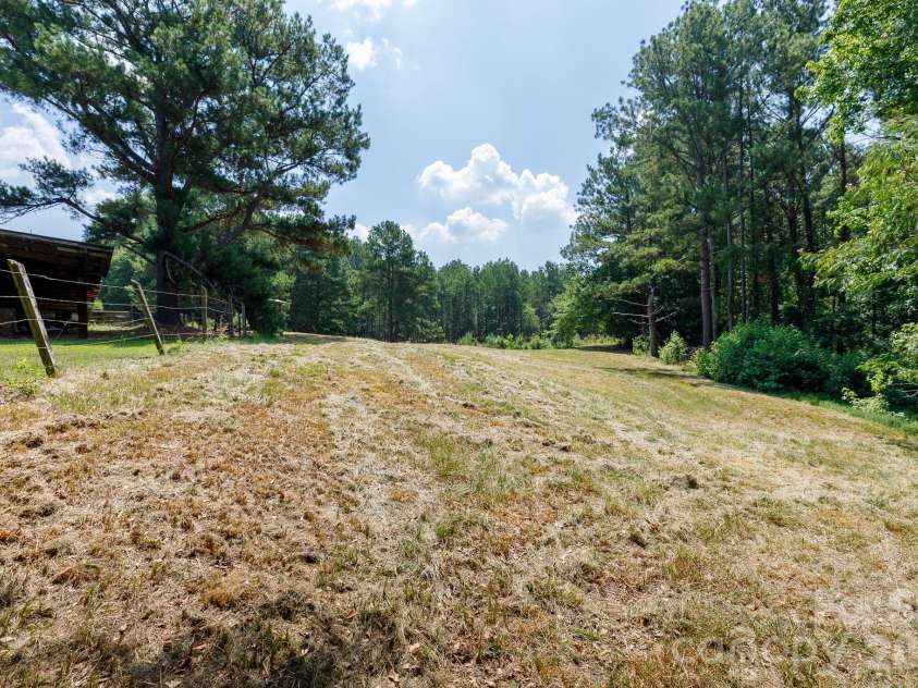 410 Ole Simpson Place, Catawba, SC 29704.  MLS# CAR4405221, YatesRealty ID 38680. 