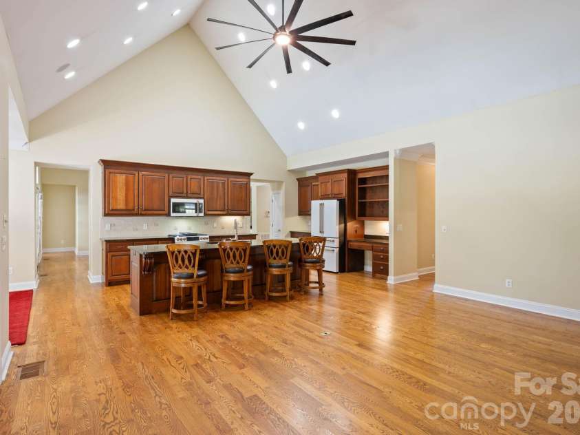 1851 29th Avenue Place, Hickory, NC 28601.  MLS# CAR4404281, YatesRealty ID 38684. 