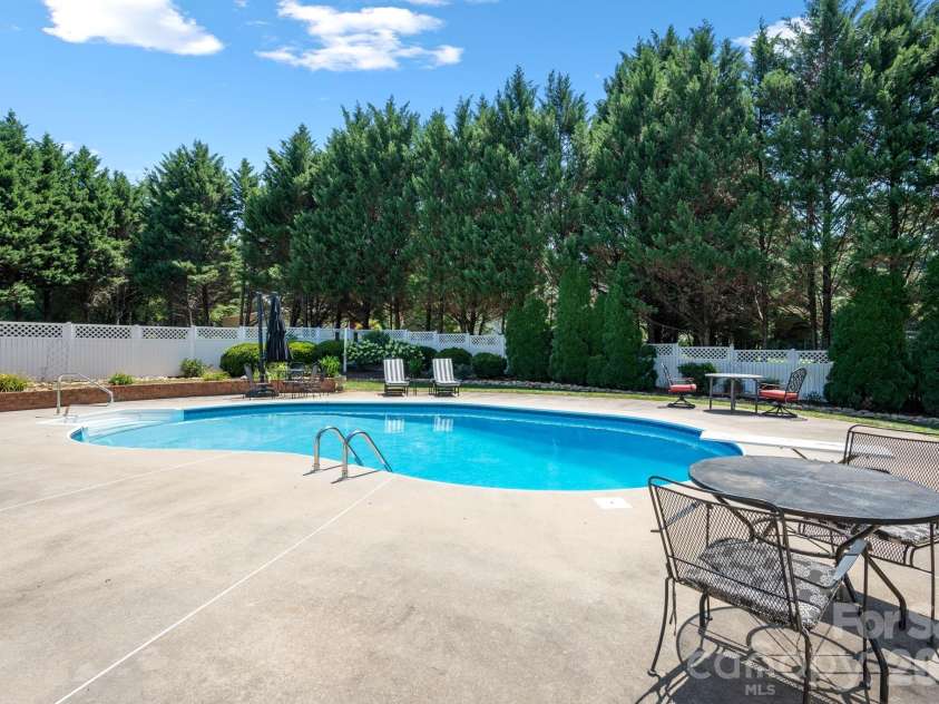 1851 29th Avenue Place, Hickory, NC 28601.  MLS# CAR4404281, YatesRealty ID 38684. 