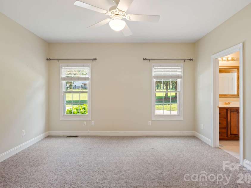 1851 29th Avenue Place, Hickory, NC 28601.  MLS# CAR4404281, YatesRealty ID 38684. 