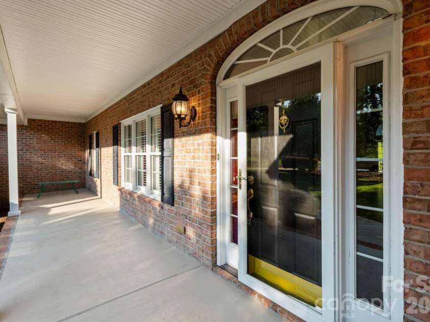 1851 29th Avenue Place, Hickory, NC 28601.  MLS# CAR4404281, YatesRealty ID 38684. 