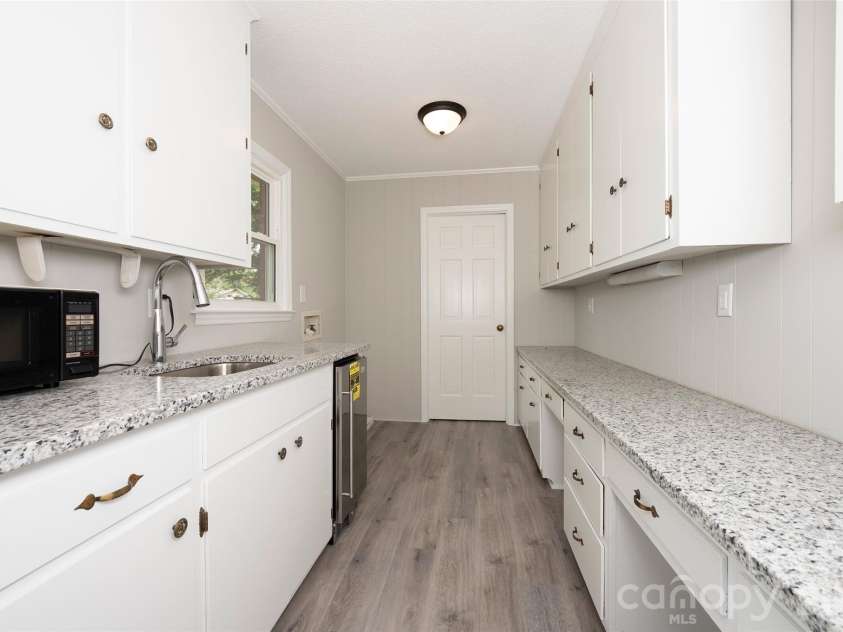 107 Coram Avenue, Boonville, NC 27011.  MLS# CAR4381923, YatesRealty ID 38686. 