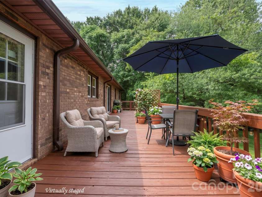 107 Coram Avenue, Boonville, NC 27011.  MLS# CAR4381923, YatesRealty ID 38686. 