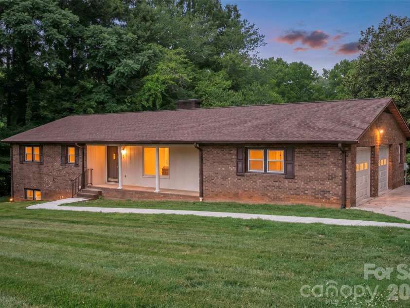 107 Coram Avenue, Boonville, NC 27011.  MLS# CAR4381923, YatesRealty ID 38686. 