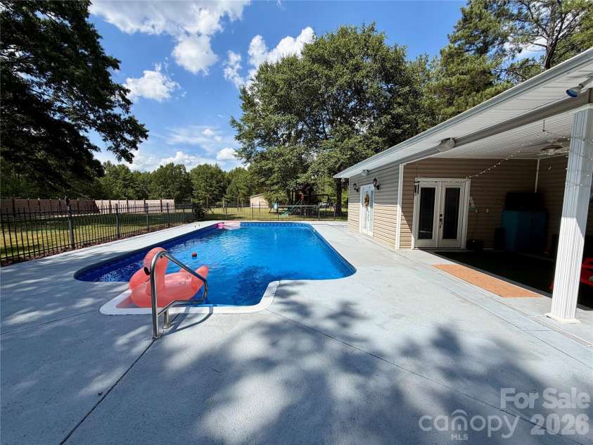 106 Outen Street, Pageland, SC 29728.  MLS# CAR4405678, YatesRealty ID 38688. 