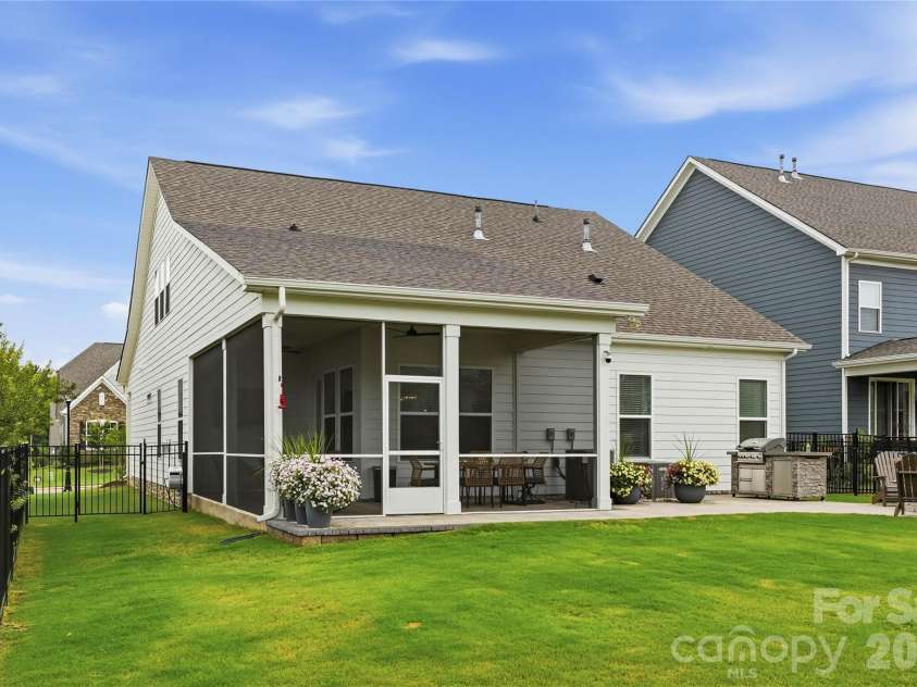 4010 Patsy Drive, Mint Hill, NC 28227.  MLS# CAR4403720, YatesRealty ID 38689. 