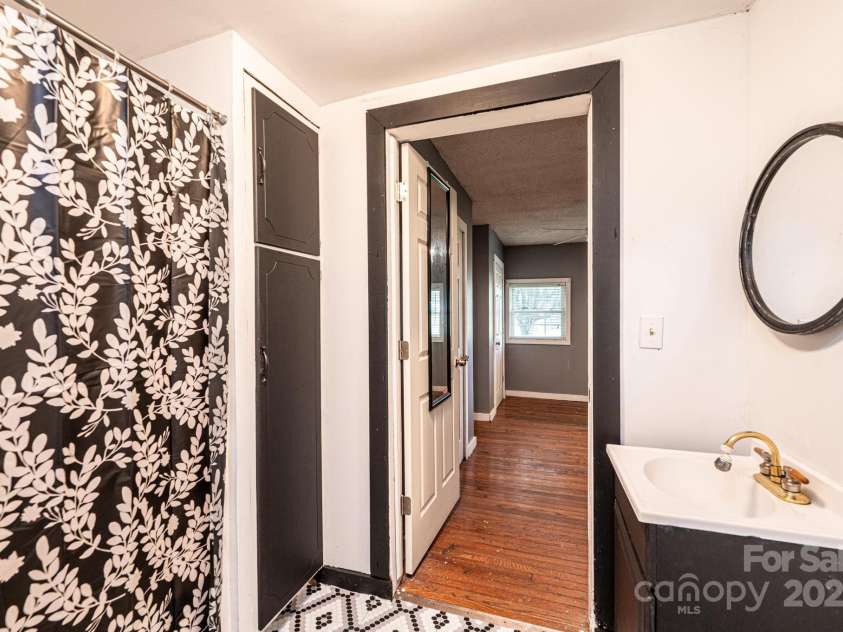 17 Lake Street, Granite Falls, NC 28630.  MLS# CAR4215444, YatesRealty ID 3869. 