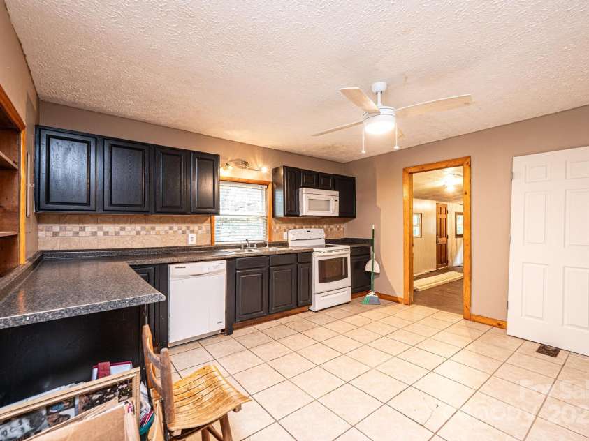 17 Lake Street, Granite Falls, NC 28630.  MLS# CAR4215444, YatesRealty ID 3869. 