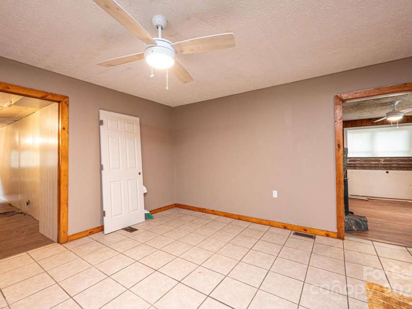 17 Lake Street, Granite Falls, NC 28630.  MLS# CAR4215444, YatesRealty ID 3869. 