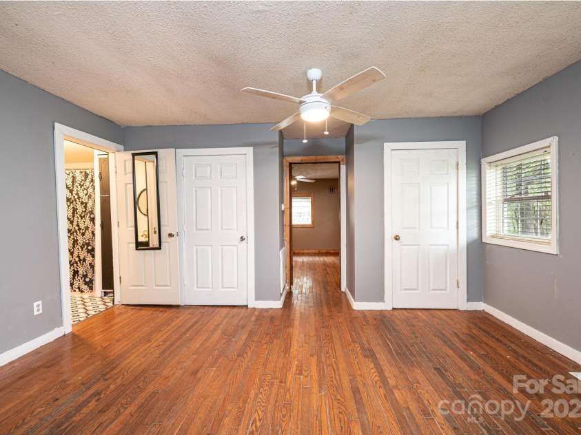 17 Lake Street, Granite Falls, NC 28630.  MLS# CAR4215444, YatesRealty ID 3869. 