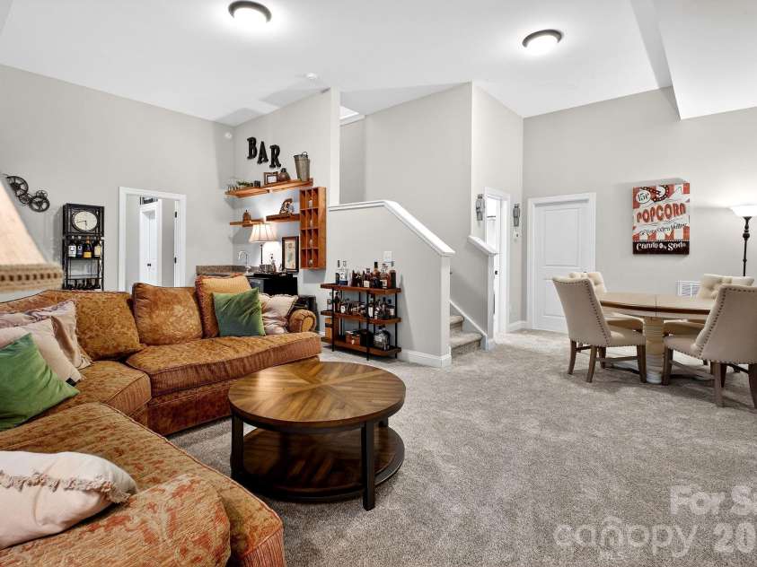 9092 Pitcairn Drive, Fort Mill, SC 29708.  MLS# CAR4337461, YatesRealty ID 3869. 