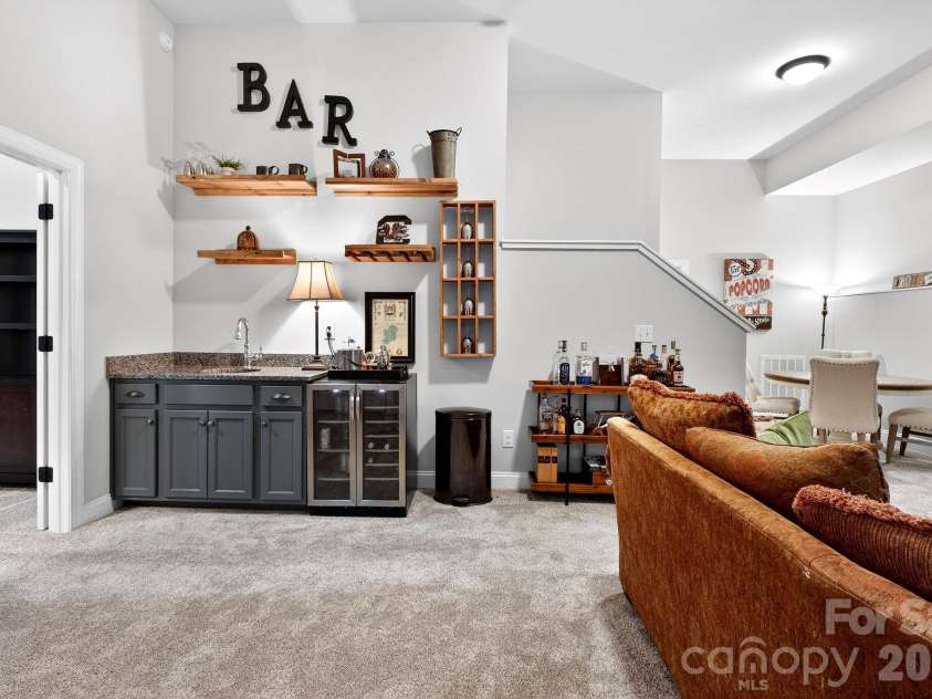 9092 Pitcairn Drive, Fort Mill, SC 29708.  MLS# CAR4337461, YatesRealty ID 3869. 