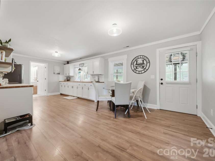 4710 Overland Road, Lenoir, NC 28645.  MLS# CAR4395693, YatesRealty ID 38692. 