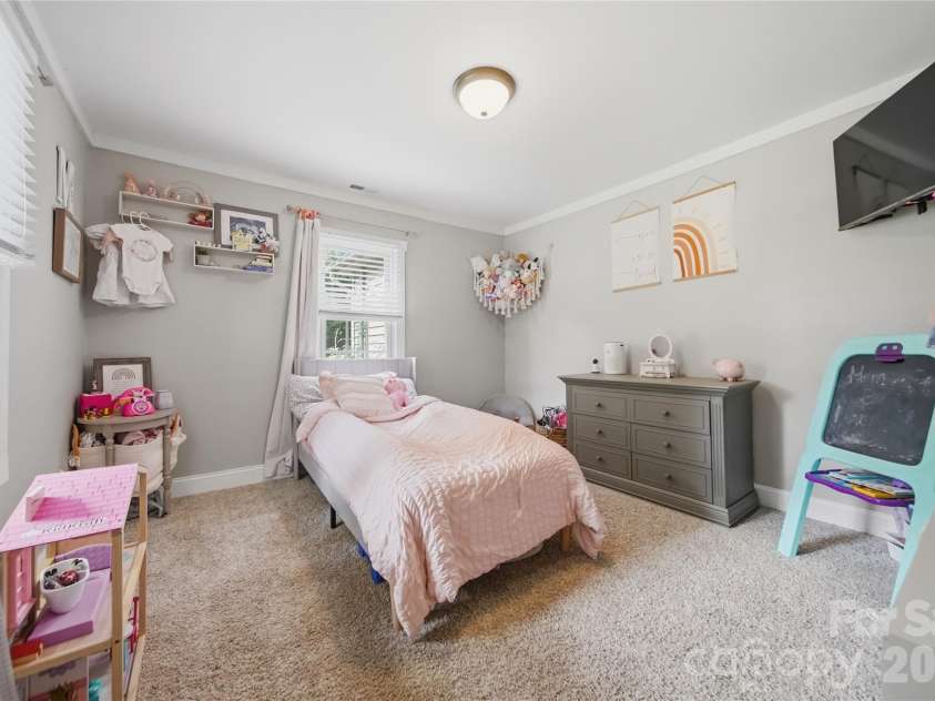 4710 Overland Road, Lenoir, NC 28645.  MLS# CAR4395693, YatesRealty ID 38692. 