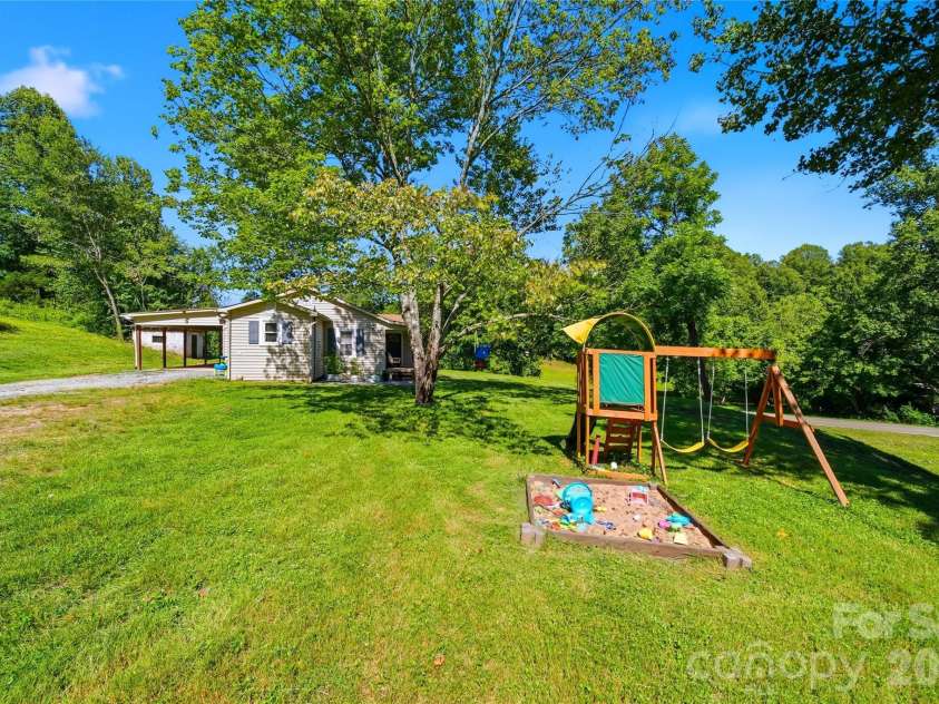 4710 Overland Road, Lenoir, NC 28645.  MLS# CAR4395693, YatesRealty ID 38692. 