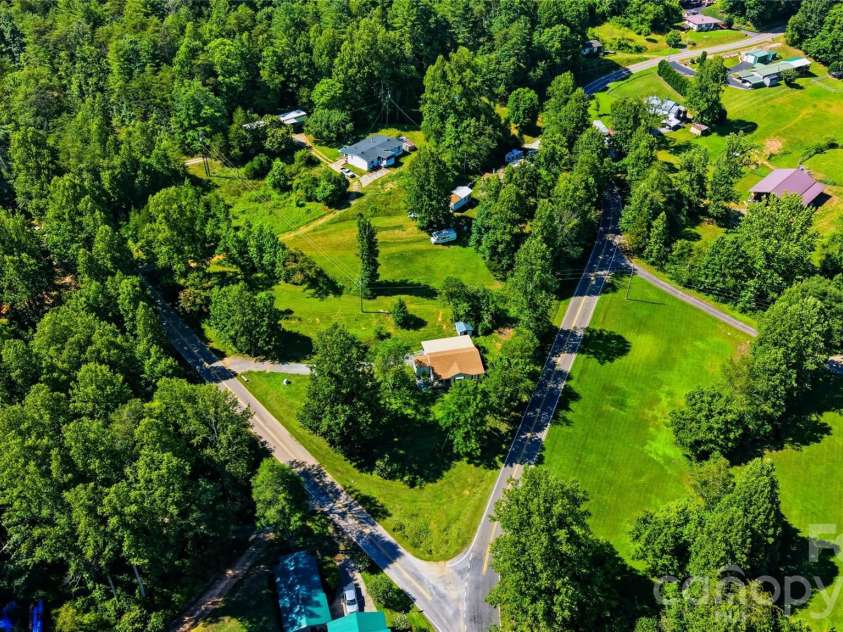4710 Overland Road, Lenoir, NC 28645.  MLS# CAR4395693, YatesRealty ID 38692. 