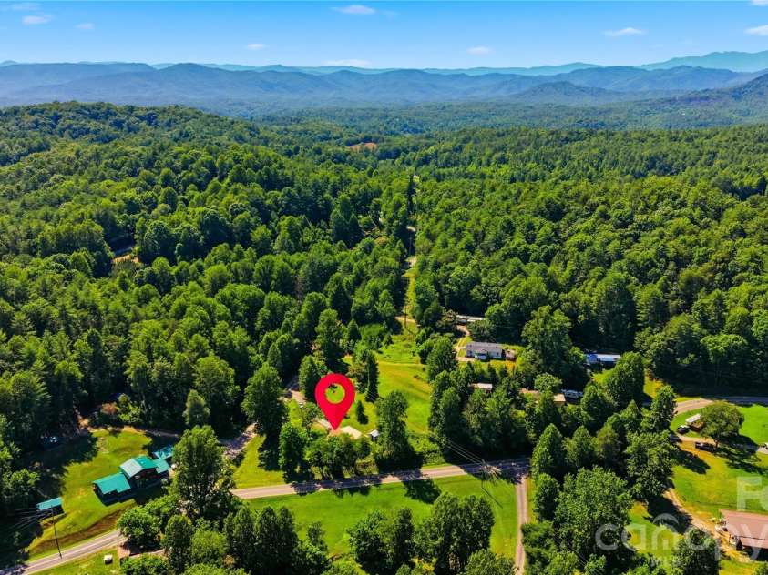 4710 Overland Road, Lenoir, NC 28645.  MLS# CAR4395693, YatesRealty ID 38692. 