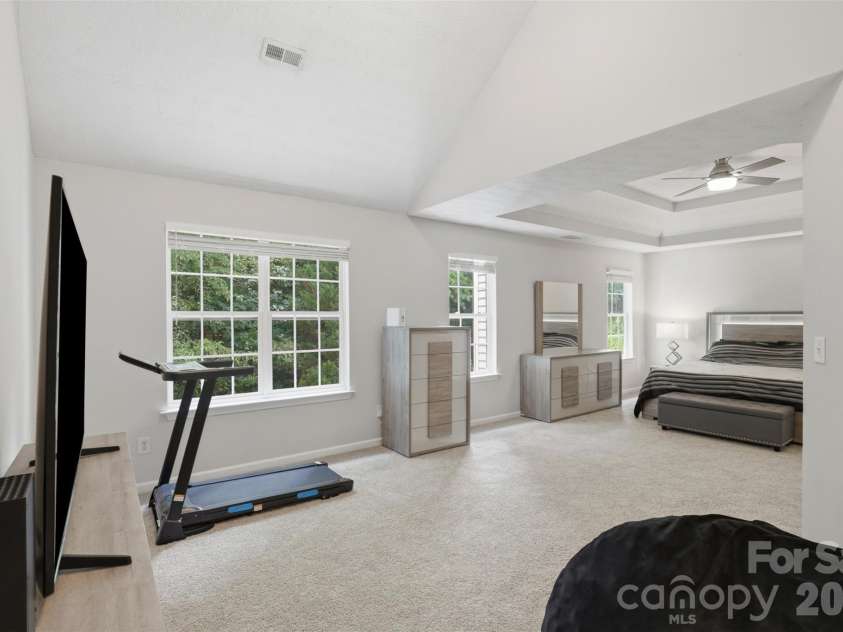4923 Eagle Creek Drive, Charlotte, NC 28269.  MLS# CAR4397626, YatesRealty ID 38696. 
