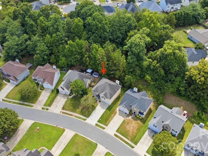 4923 Eagle Creek Drive, Charlotte, NC 28269.  MLS# CAR4397626, YatesRealty ID 38696. 