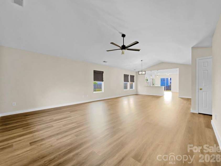 1843 Rustic Barn Drive, Huntersville, NC 28078.  MLS# CAR4391831, YatesRealty ID 38697. 
