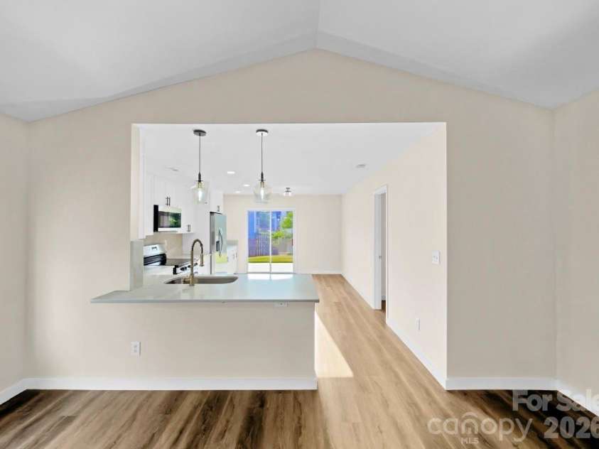1843 Rustic Barn Drive, Huntersville, NC 28078.  MLS# CAR4391831, YatesRealty ID 38697. 