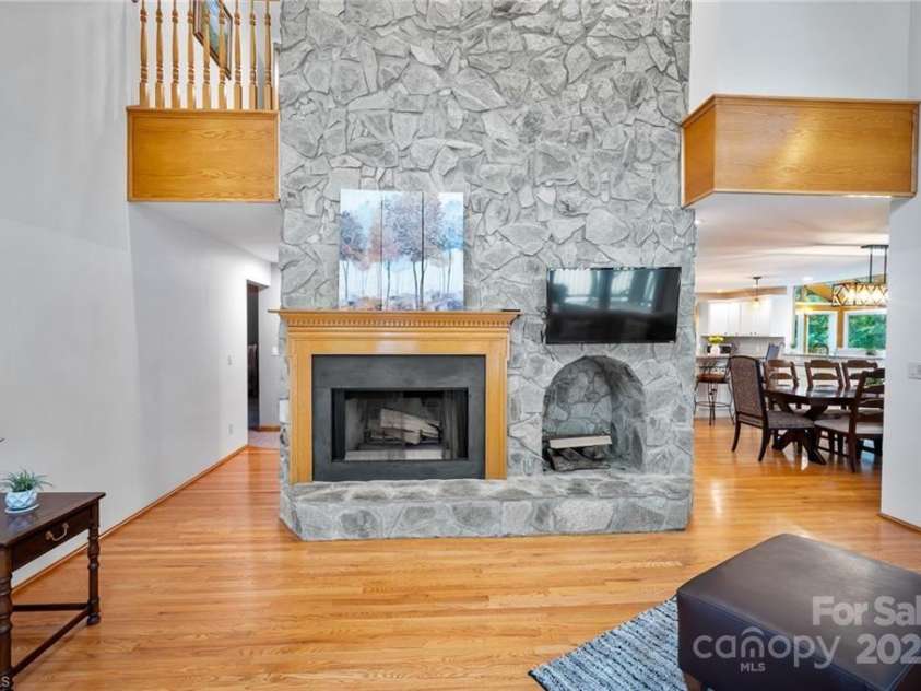 122 Mountain Harbor Drive, Lexington, NC 27292.  MLS# CAR4313549, YatesRealty ID 387. 