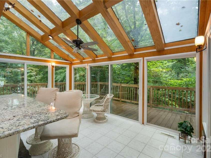 122 Mountain Harbor Drive, Lexington, NC 27292.  MLS# CAR4313549, YatesRealty ID 387. 