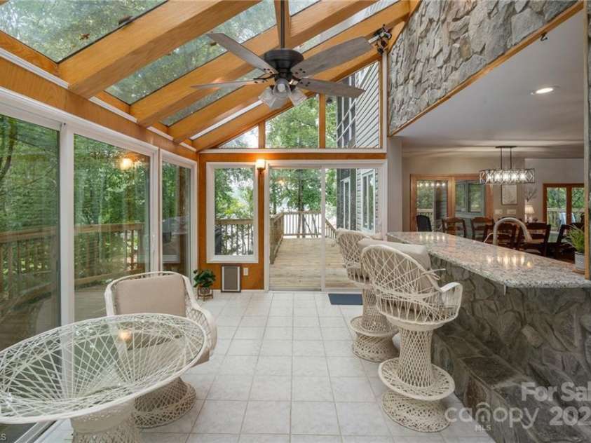 122 Mountain Harbor Drive, Lexington, NC 27292.  MLS# CAR4313549, YatesRealty ID 387. 