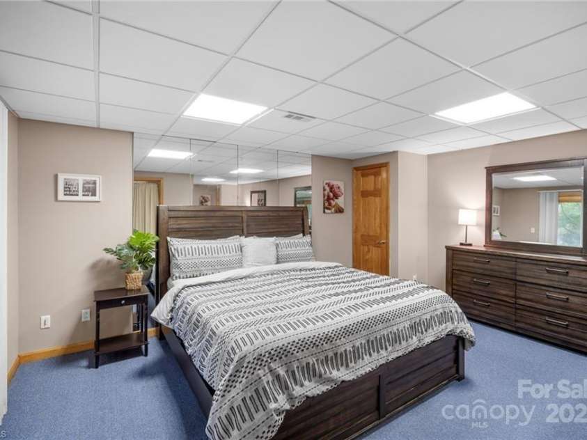 122 Mountain Harbor Drive, Lexington, NC 27292.  MLS# CAR4313549, YatesRealty ID 387. 