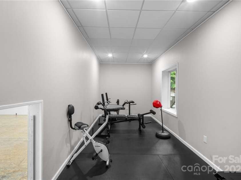 122 Mountain Harbor Drive, Lexington, NC 27292.  MLS# CAR4313549, YatesRealty ID 387. 