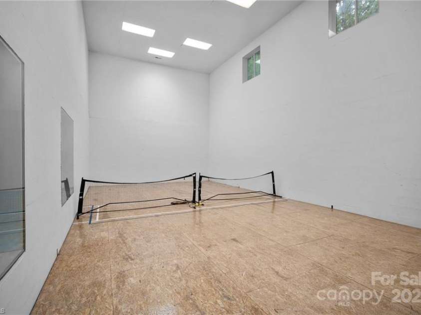 122 Mountain Harbor Drive, Lexington, NC 27292.  MLS# CAR4313549, YatesRealty ID 387. 