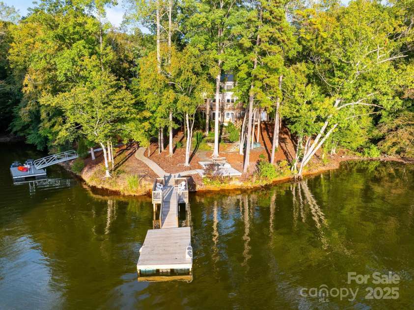122 Mountain Harbor Drive, Lexington, NC 27292.  MLS# CAR4313549, YatesRealty ID 387. 