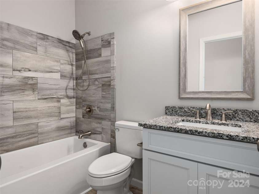 46 Smokey Quartz Lane, Flat Rock, NC 28731.  MLS# CAR4208463, YatesRealty ID 387. 2nd Full Bath