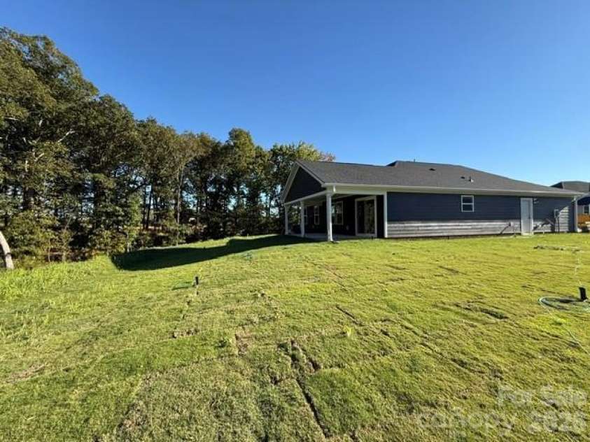 533 Creston Place Drive, Monroe, NC 28110.  MLS# CAR4400939, YatesRealty ID 38701. 