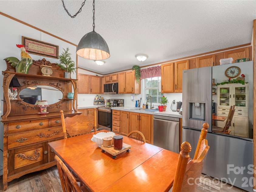 40 Farmstead Road, Leicester, NC 28748.  MLS# CAR4404206, YatesRealty ID 38703. 