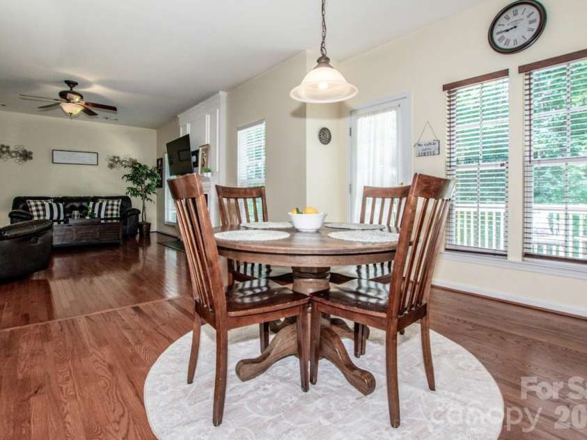 121 Crimson Orchard Drive, Mooresville, NC 28115.  MLS# CAR4401834, YatesRealty ID 38706. Open floorplan