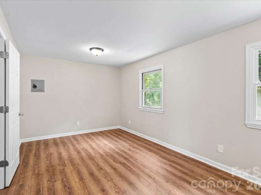 208 Tomberlin Road, Mount Holly, NC 28120.  MLS# CAR4403727, YatesRealty ID 38708. 