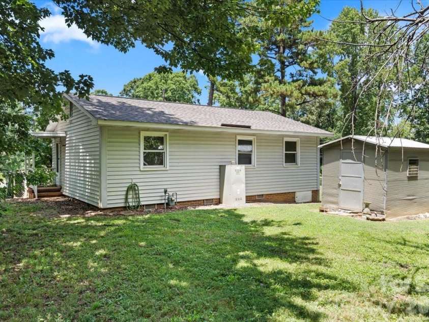 208 Tomberlin Road, Mount Holly, NC 28120.  MLS# CAR4403727, YatesRealty ID 38708. 