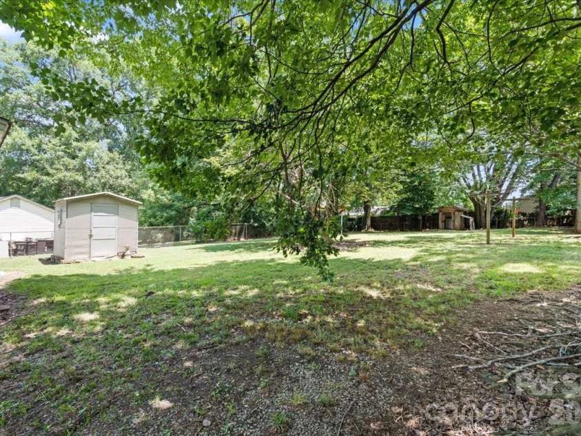 208 Tomberlin Road, Mount Holly, NC 28120.  MLS# CAR4403727, YatesRealty ID 38708. 