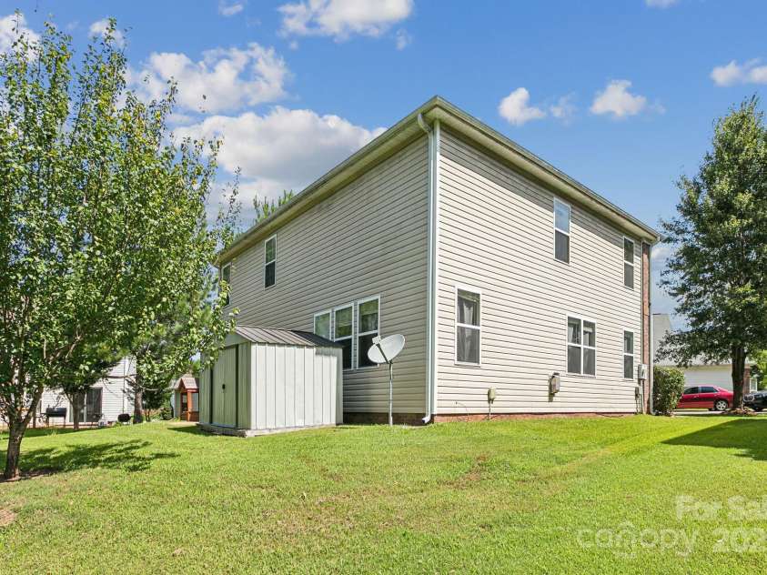 822 Edisto River Drive, Roebuck, SC 29376.  MLS# CAR4228840, YatesRealty ID 3871. 