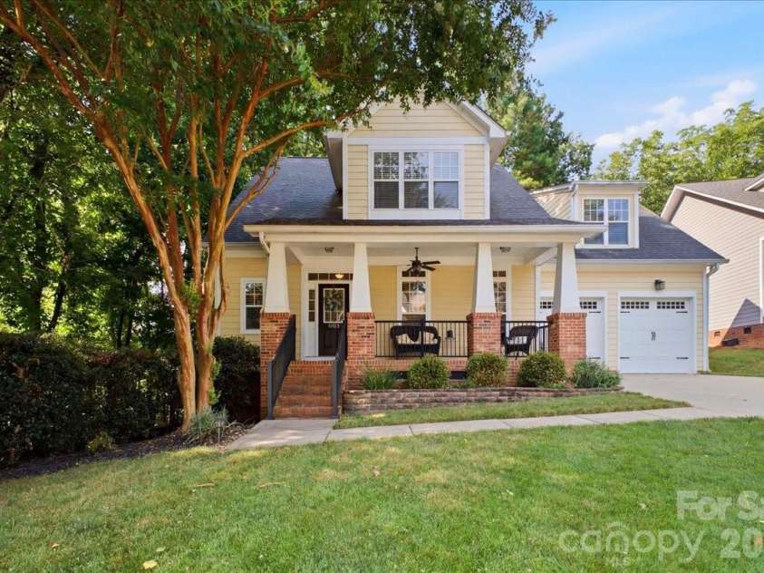 10323 Mina Court, Charlotte, NC 28277.  MLS# CAR4399146, YatesRealty ID 38711. 