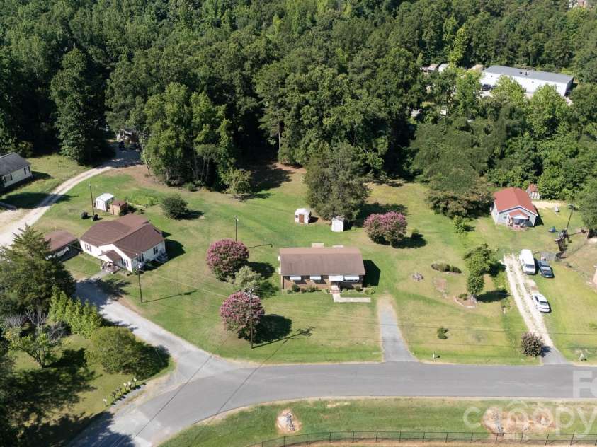3270 Bridges Drive, Rock Hill, SC 29730.  MLS# CAR4401926, YatesRealty ID 38715. 