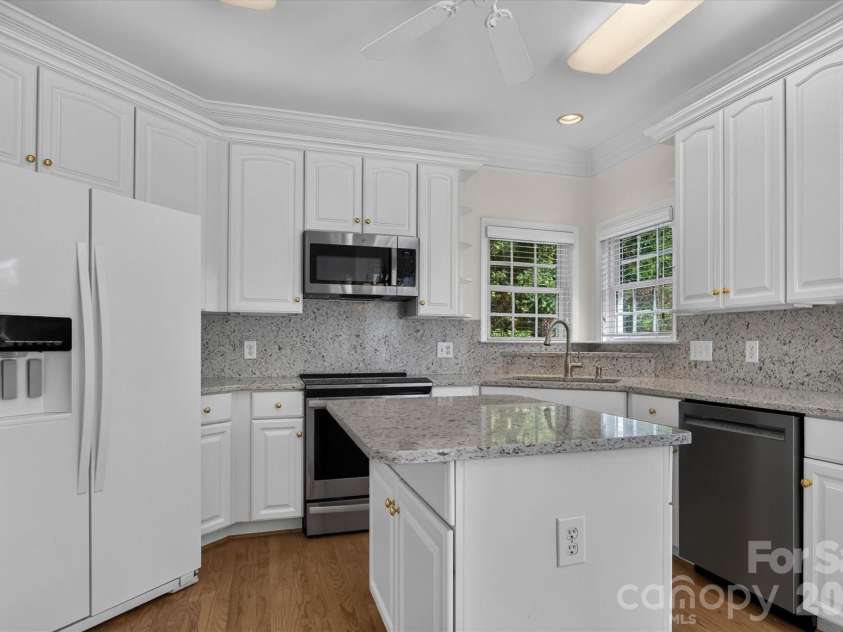 1541 The Crossing None, Rock Hill, SC 29732.  MLS# CAR4392424, YatesRealty ID 38716. 