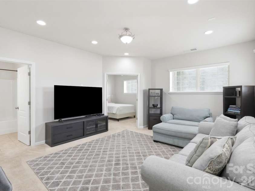 509 Dulaney Drive, Fort Mill, SC 29708.  MLS# CAR4401390, YatesRealty ID 38718. 