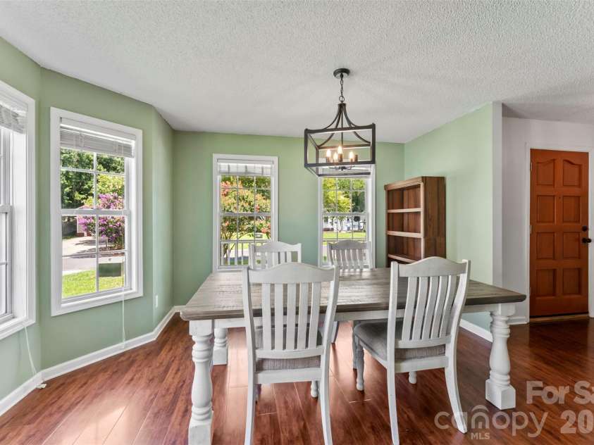 820 Saint Andrews Place, Concord, NC 28025.  MLS# CAR4399325, YatesRealty ID 38719. 